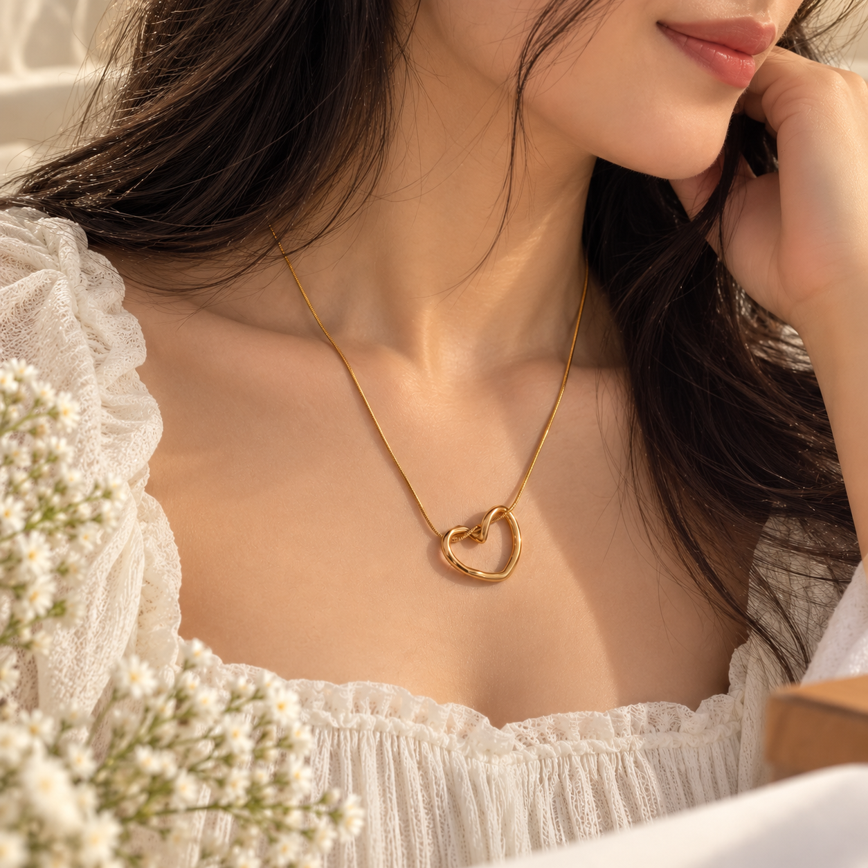 Necklaces & Pendants